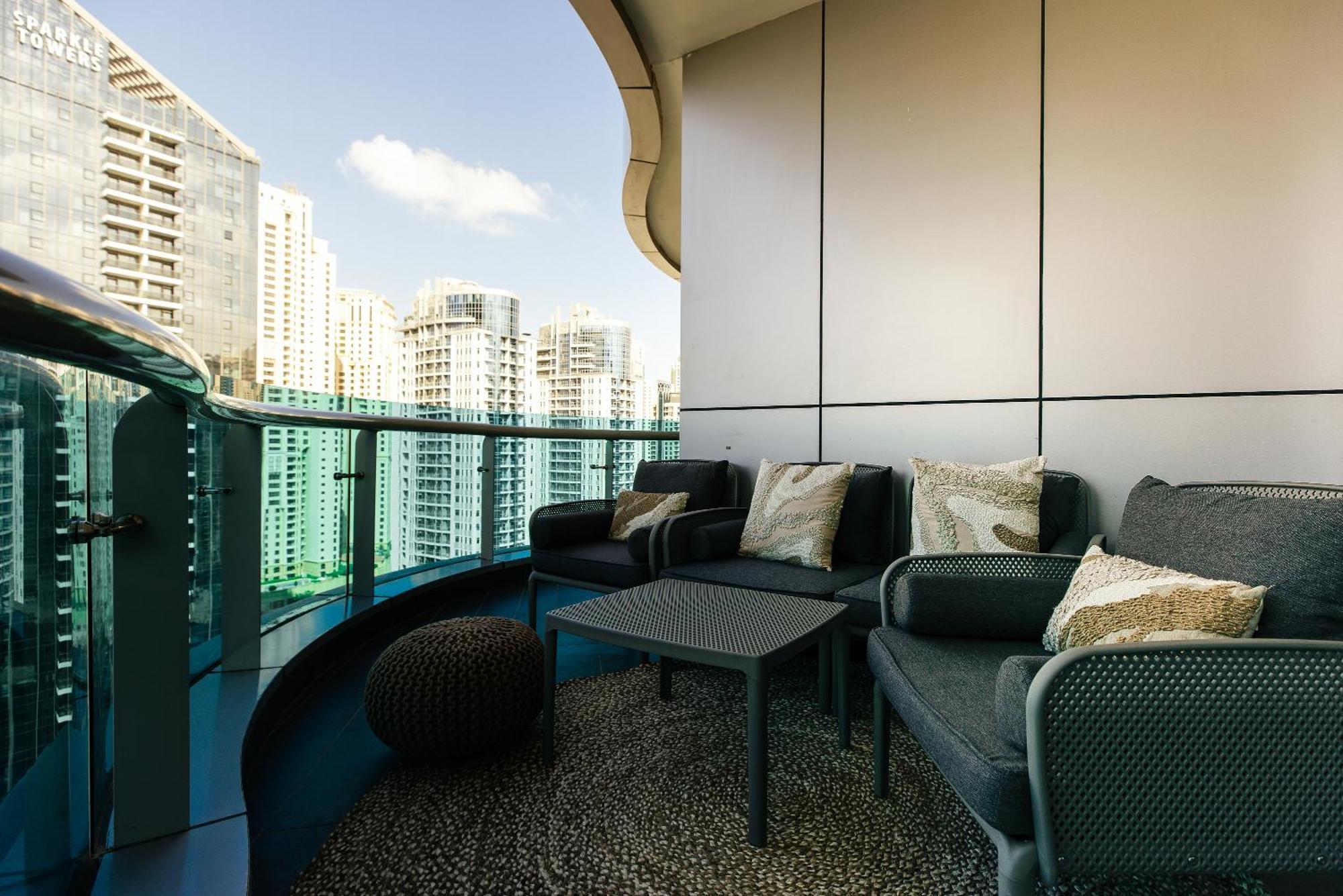 Stunning 2br With Captivating Marina View - 17ab06 Apartment