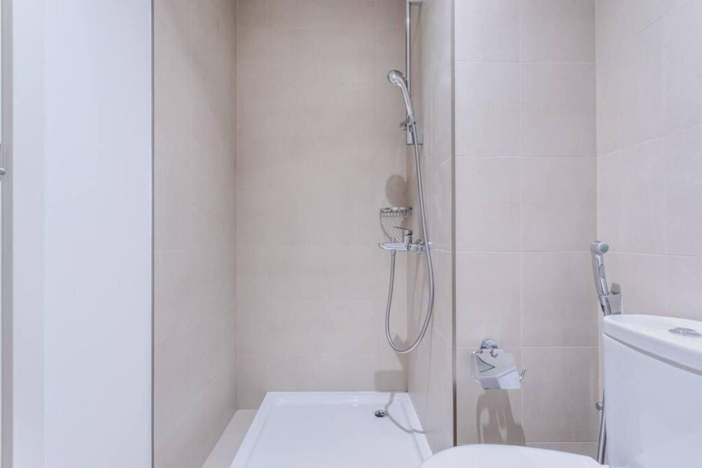 3br Facing Mall 5 Min Walk To Burj Khalifa