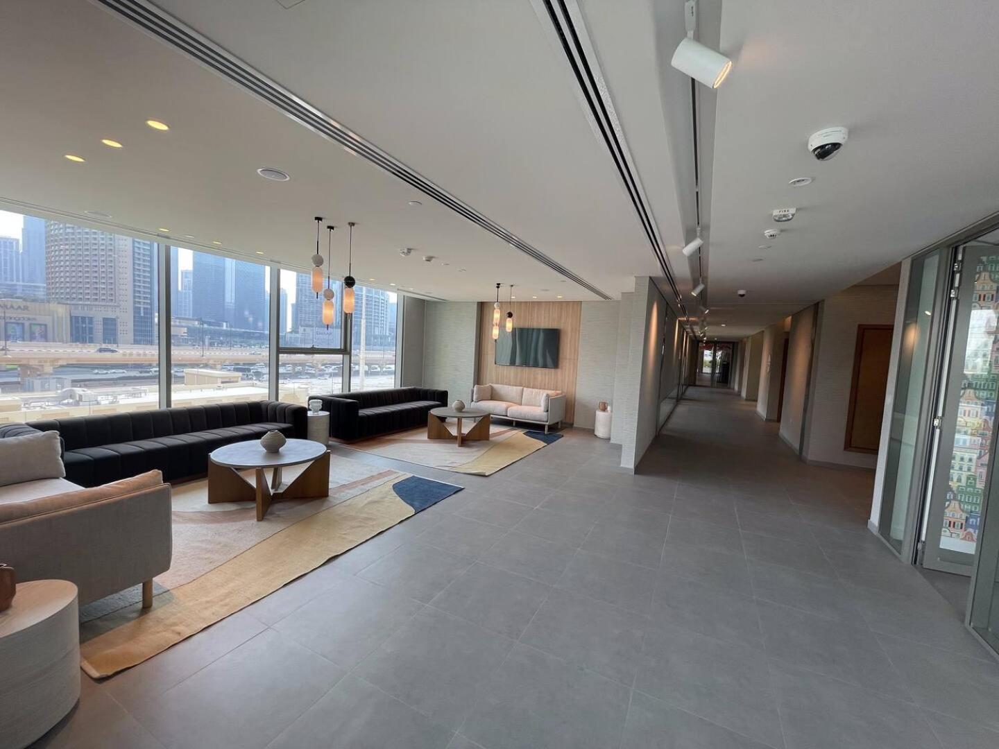 3br Facing Mall 5 Min Walk To Burj Khalifa