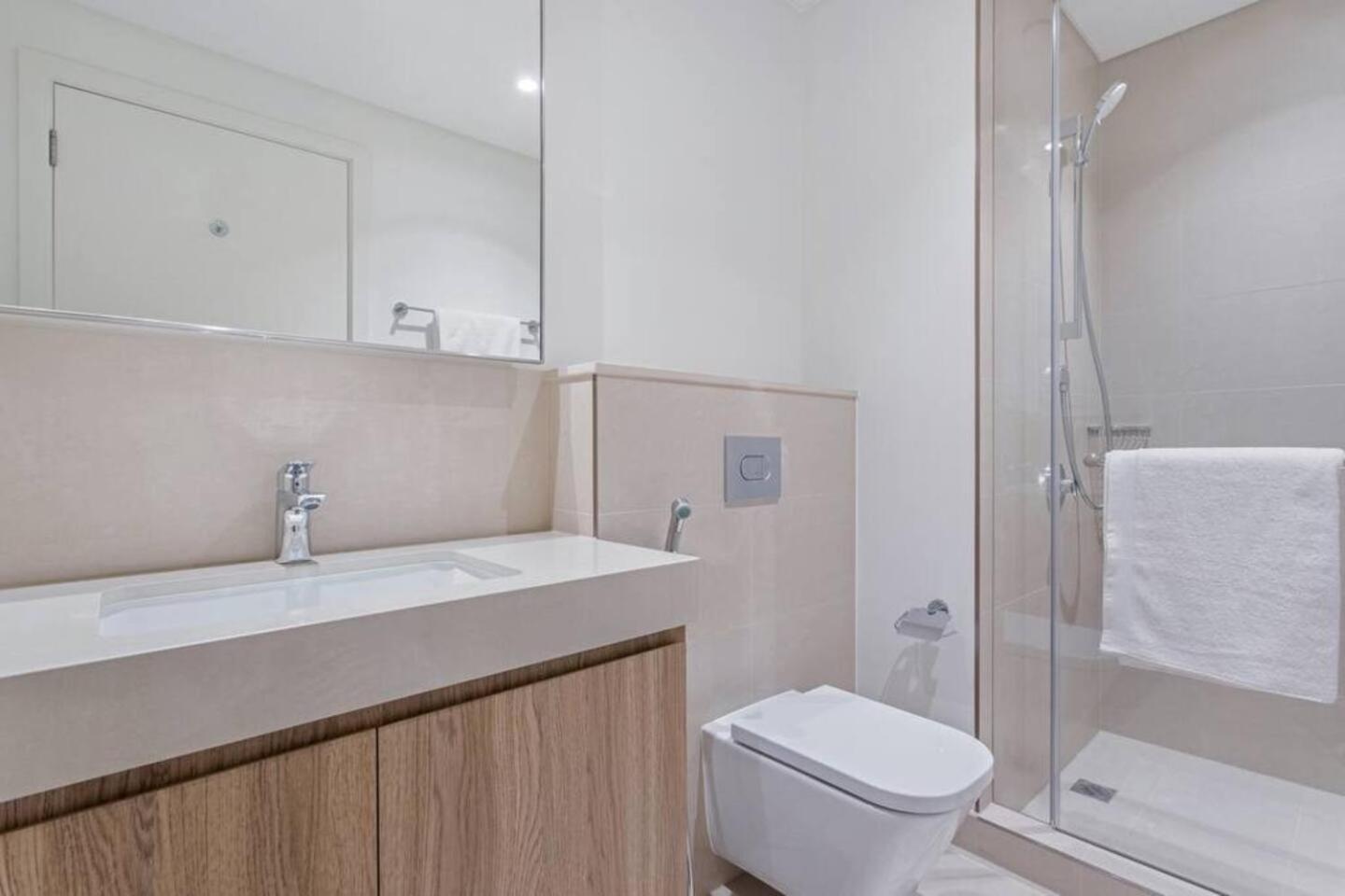 3br Facing Mall 5 Min Walk To Burj Khalifa Apartamento *
