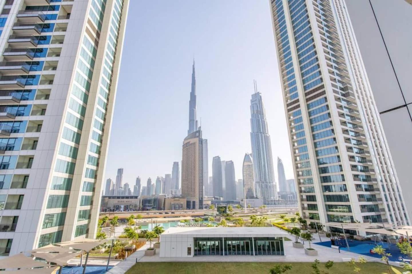 3br Facing Mall 5 Min Walk To Burj Khalifa