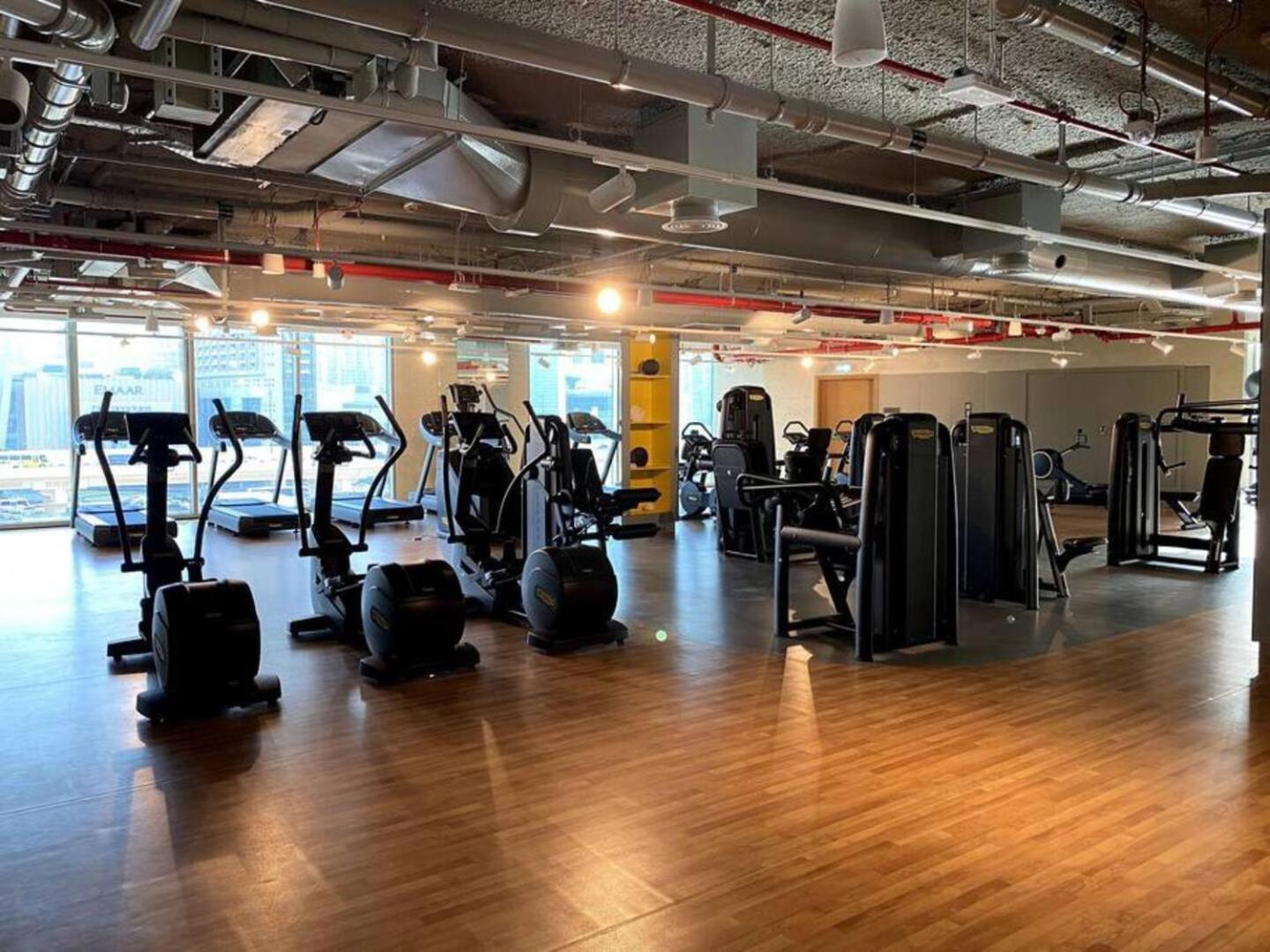 3br Facing Mall 5 Min Walk To Burj Khalifa * Dubai