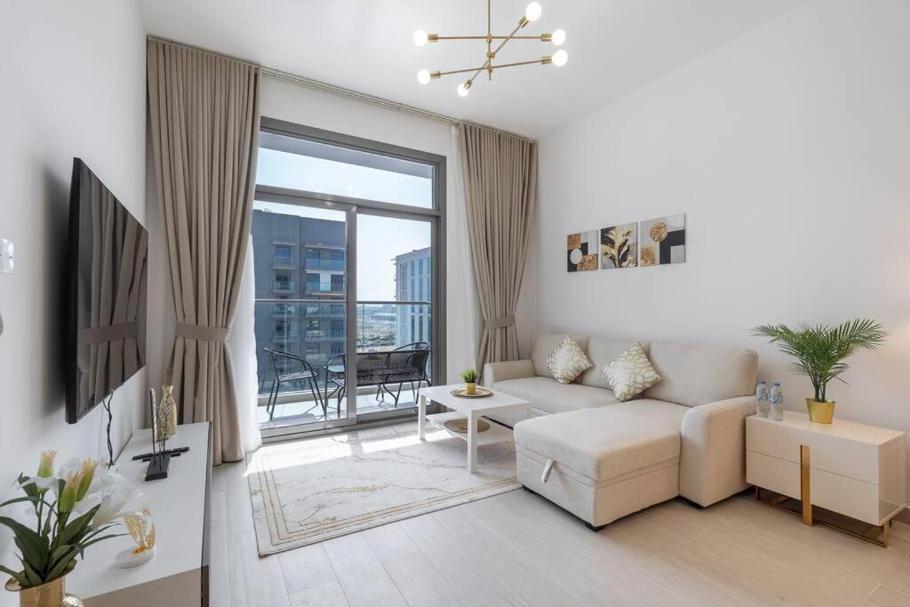 Daire Brand New Listing & & Czechin *