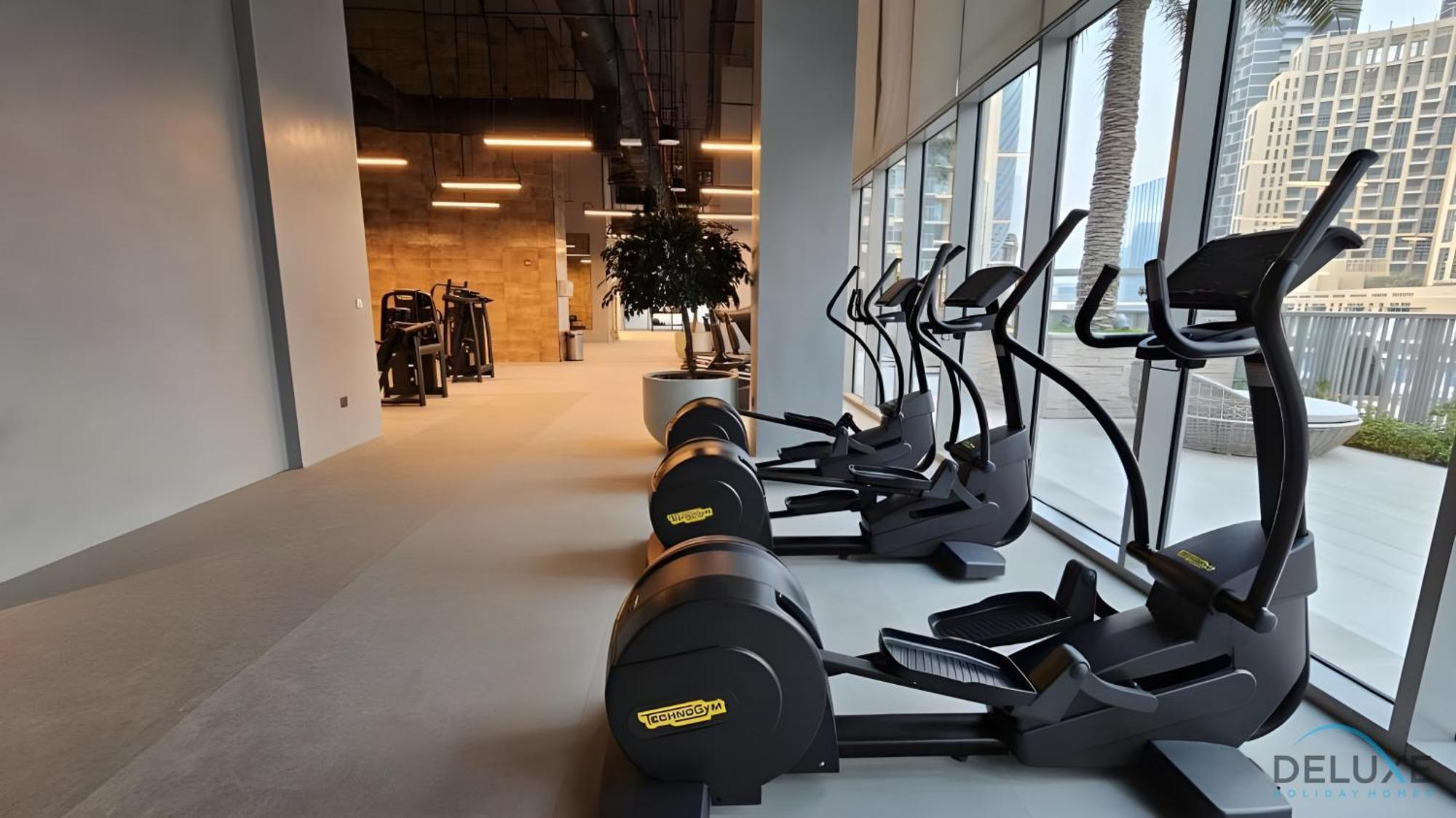 Amazing 1br At Tower 1 Downtown By Deluxe Homes Dubai