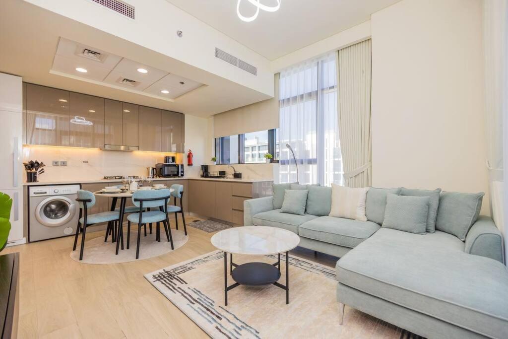 Apartment Urban Charm: Luxe 1br Haven Near Downtown