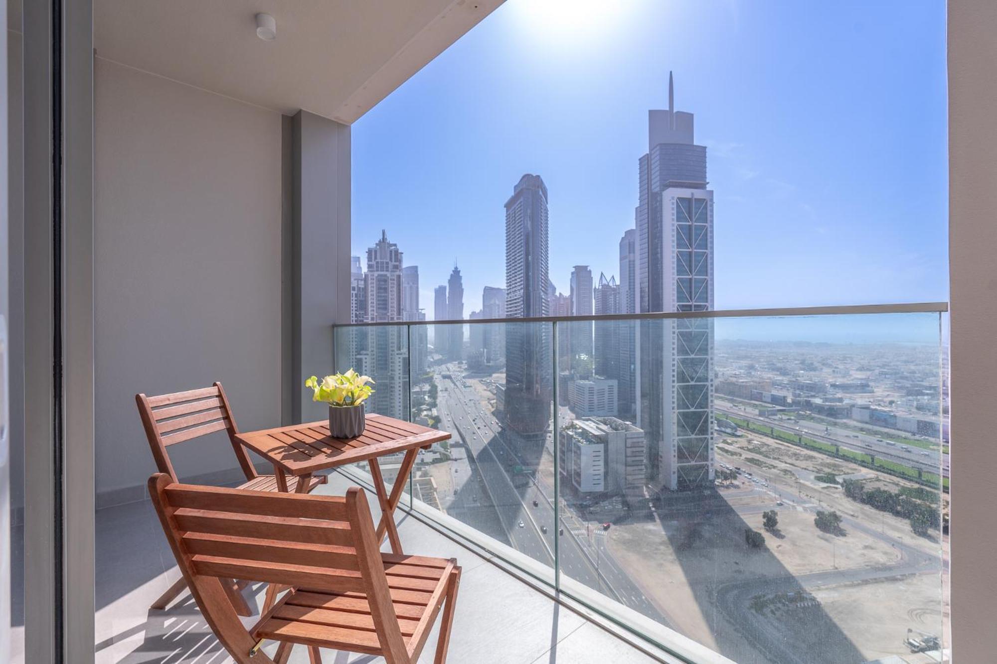 Heaven Crest - Luxury Apartment