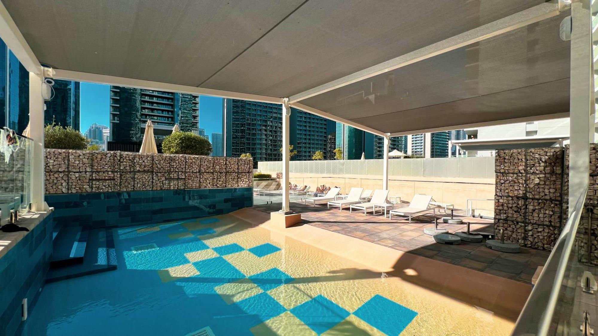 New Designed 2-br Downtown Daire *