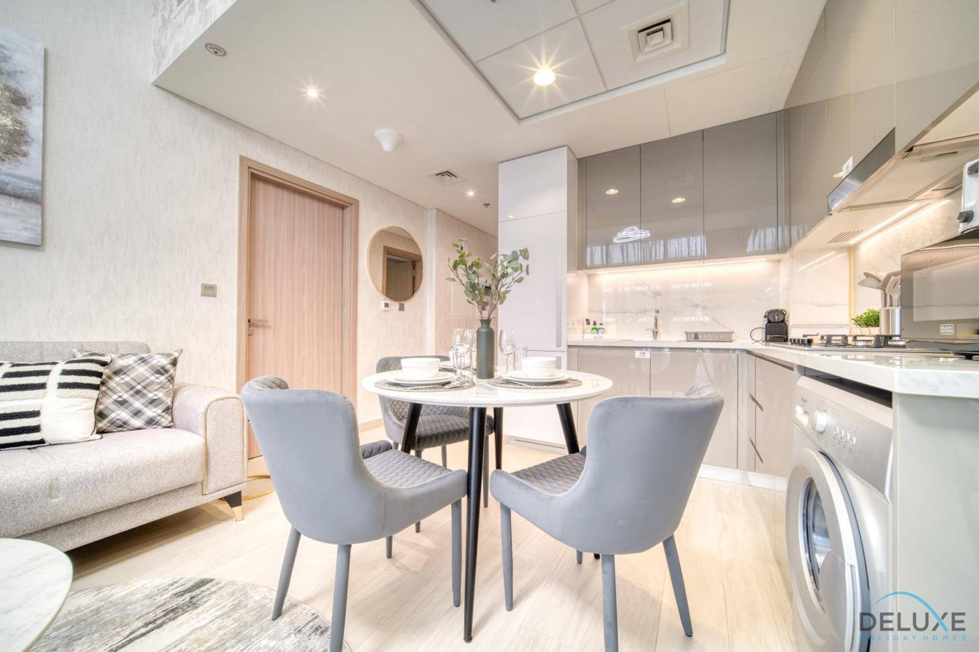 Serene 1br In Azizi Riviera 27, Al Merkadh By Deluxe Homes Dubai