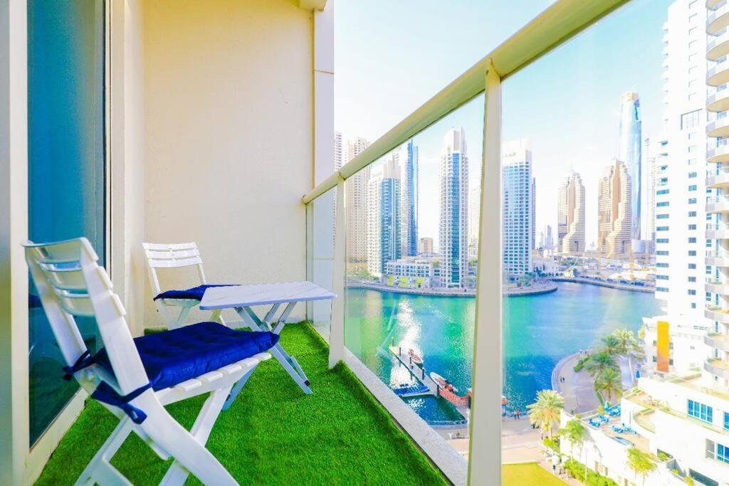 Apartment Elegant With Marina View Dubai