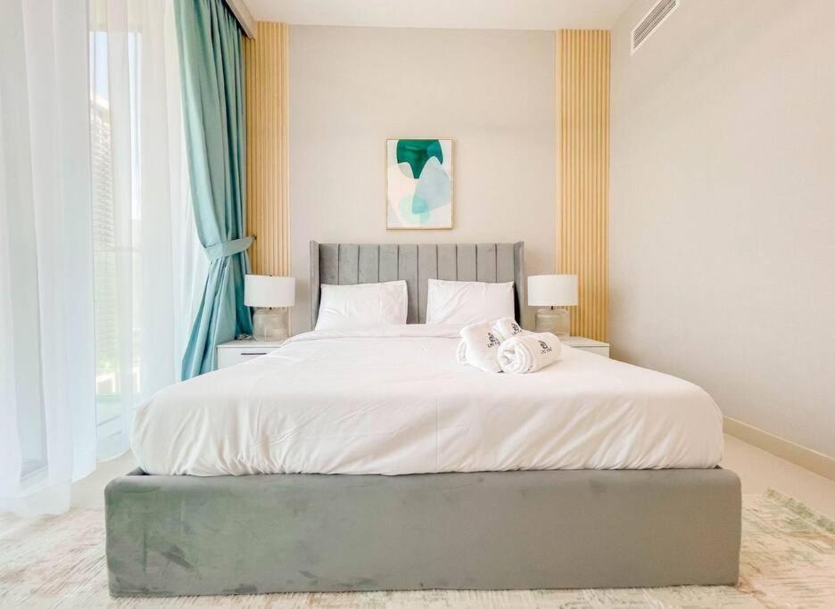 Like - 1407 Enjoy The Luxurious In The Grand! *