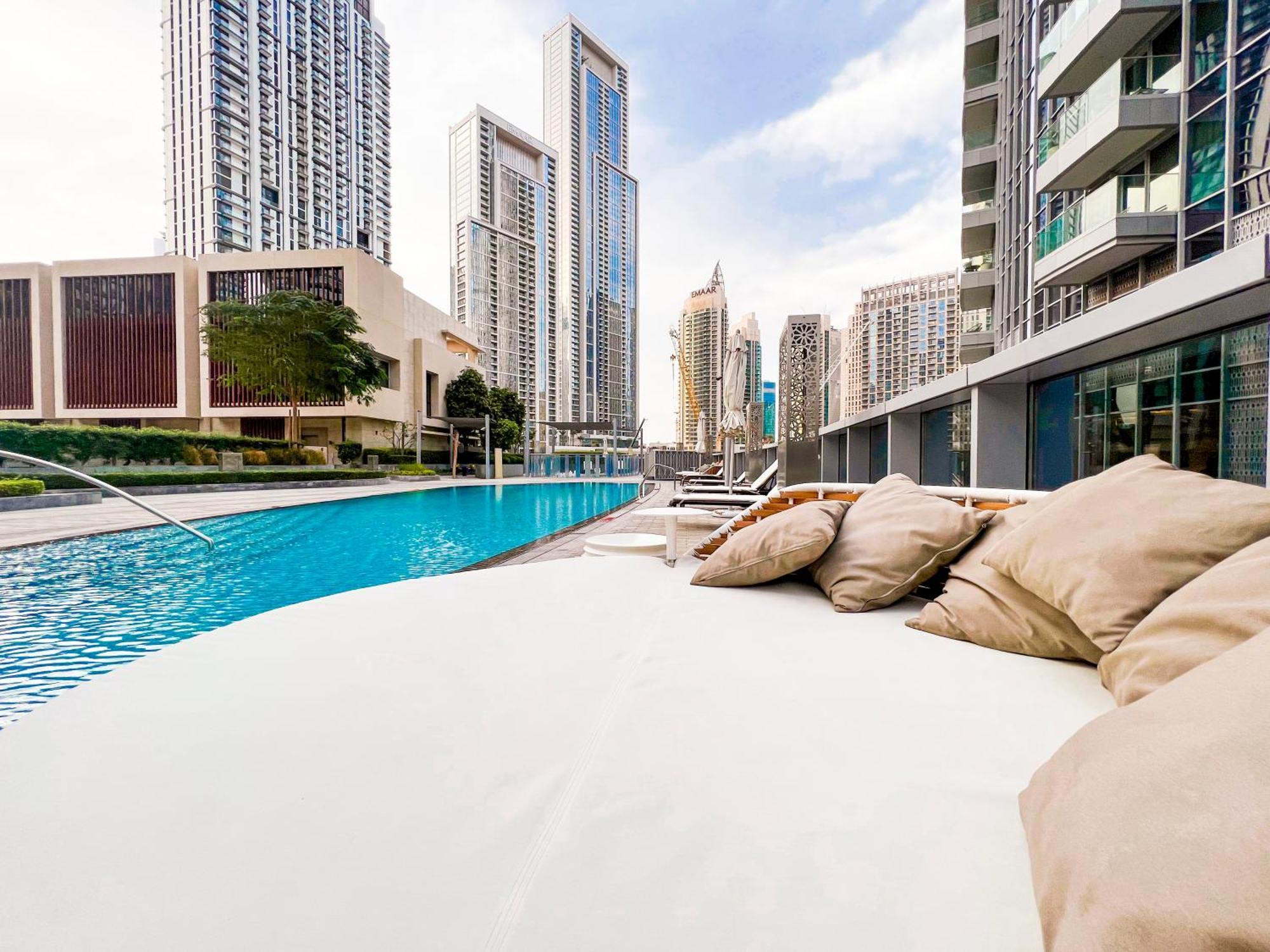 Daire Downtown Luxury - Stunning Burj Khalifa & Sea View - 5 Minutes Walk To Mall *