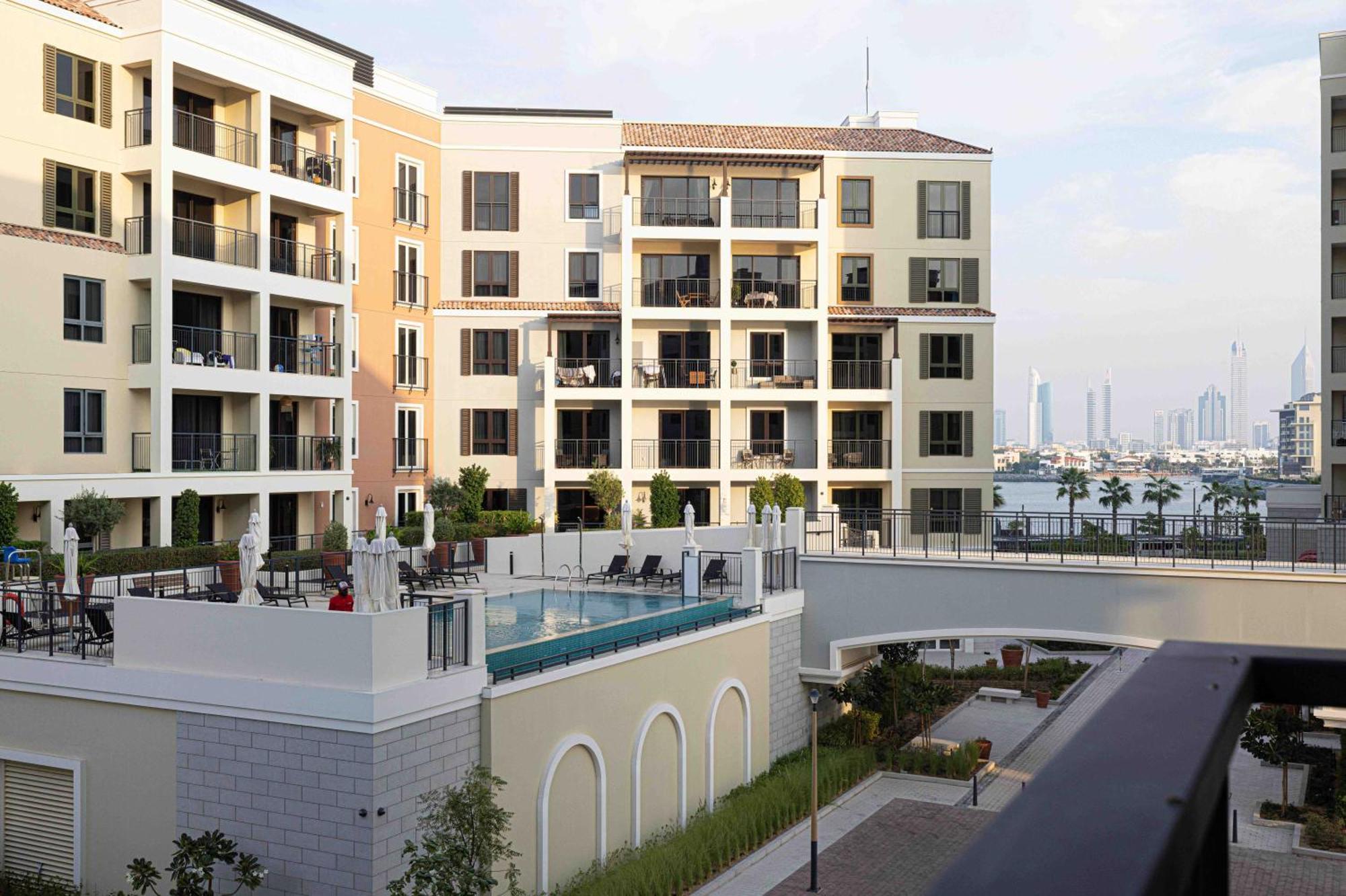 Beautiful Sea View 1 Bed At La Mer, Dubai