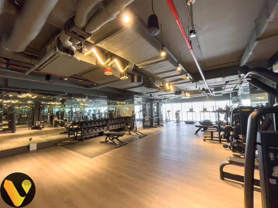 Vogue Sterling East Near Mall & Burj Khalifa *