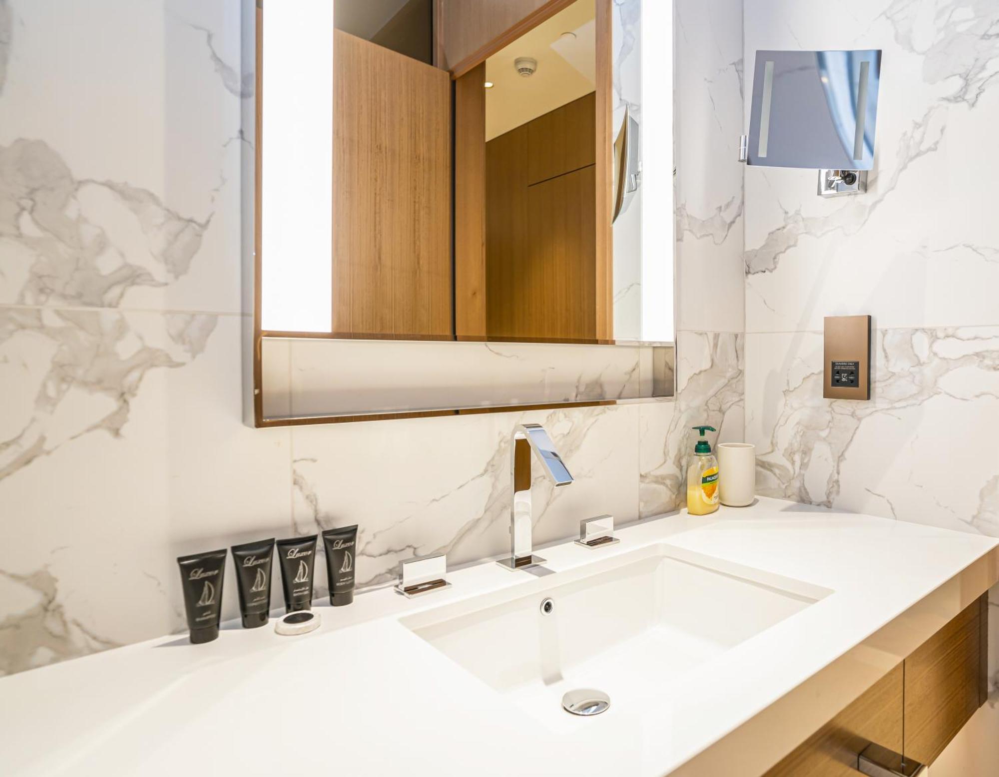 Apartment Vacay Lettings Luxury Living Address Opera Downtown