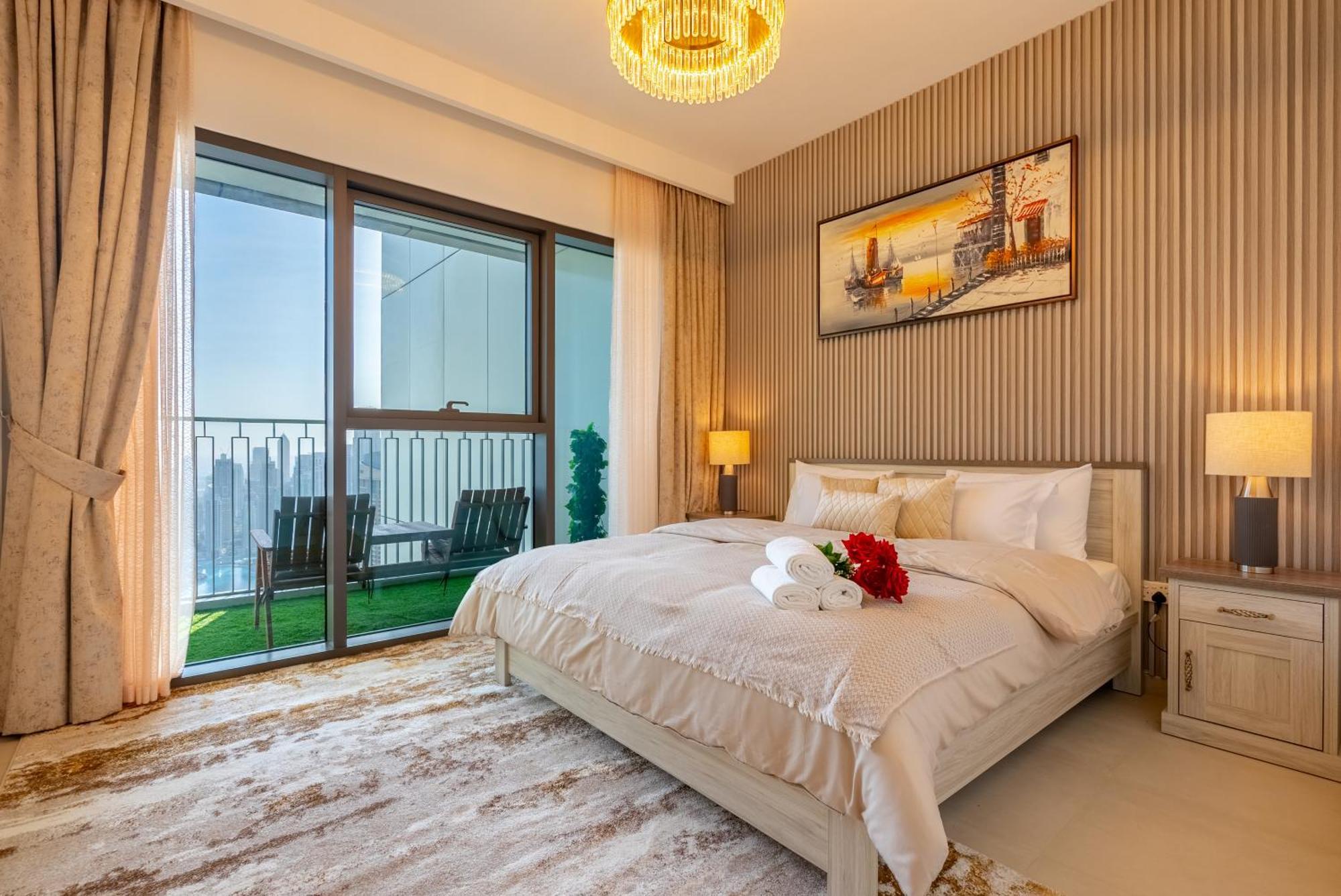 Apartment Super Luxury Elevated 2 Bedroom Full Burj Khalifa View *