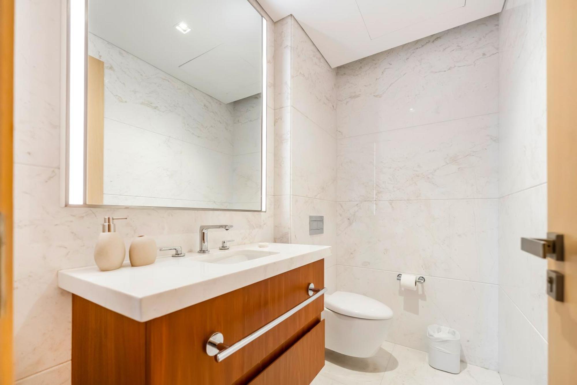 Fam Living - Rp Heights - 3 Mins Walk To Burj Khalifa & Mall Downtown Apartment