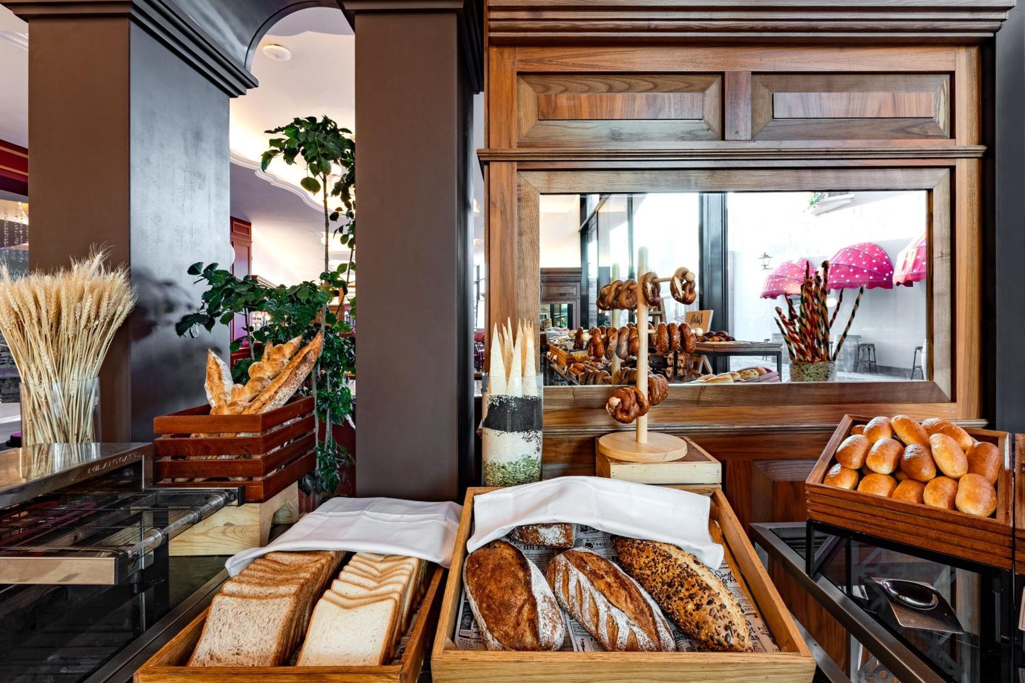 Voco Monaco By Ihg, Adults Only, World Islands Otel Dubai