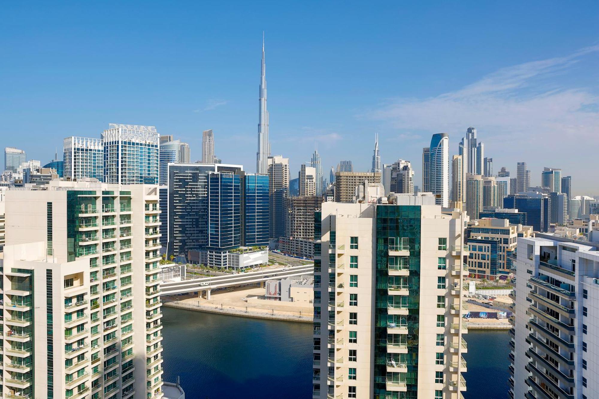 Hotel Embassy By Hilton Business Bay Dubai