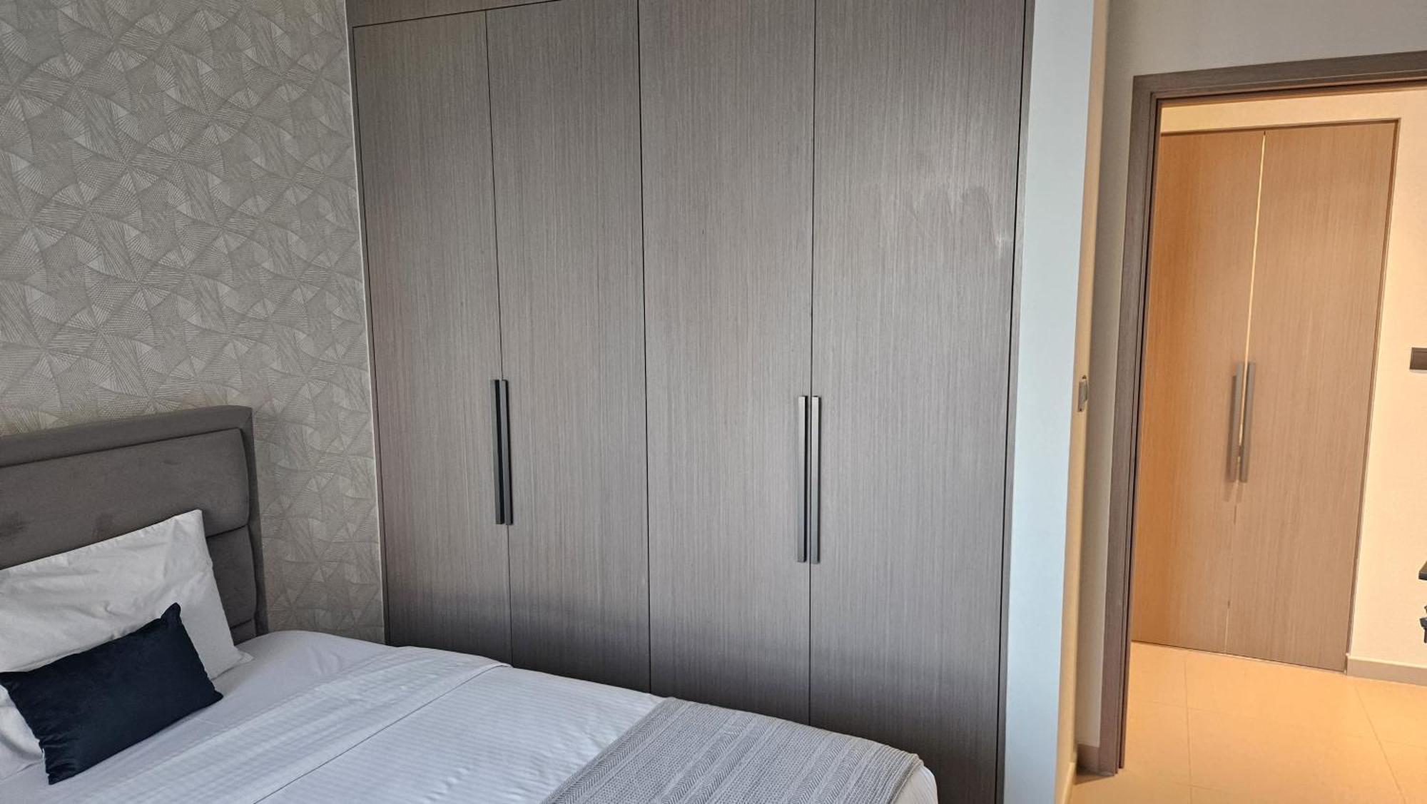 Holiday home Mh - Act One Act Two - 2bhk - Ref2202 *