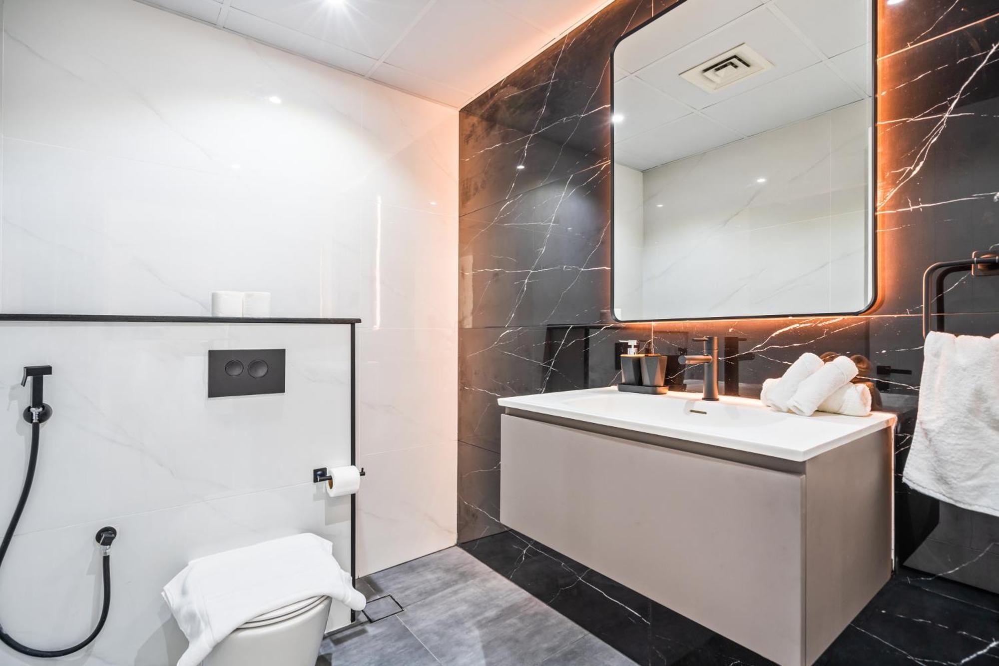 Luxury 1 Bedroom In Discovery Gardens Dubai