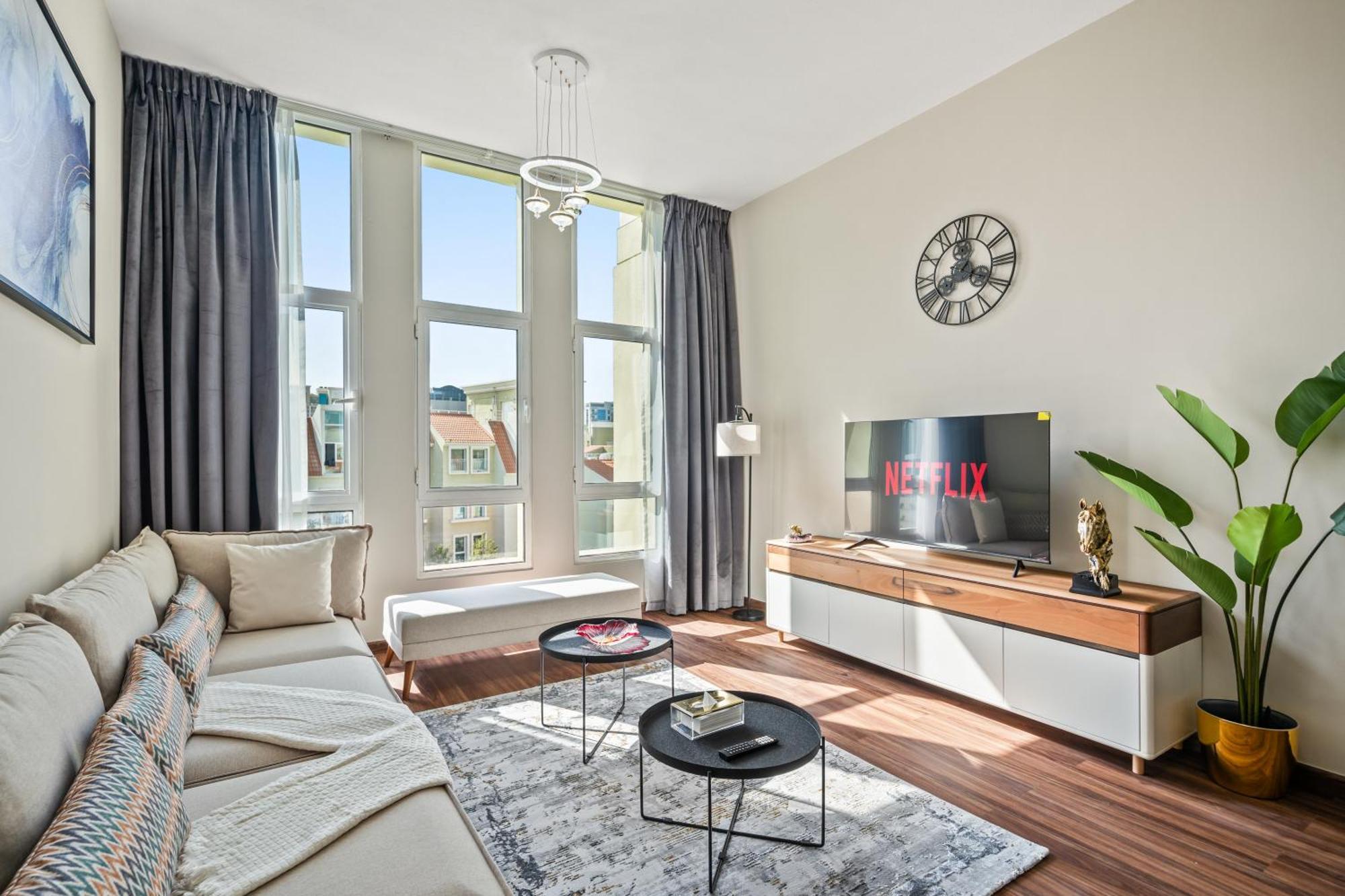 Luxury 1 Bedroom In Discovery Gardens * Dubai