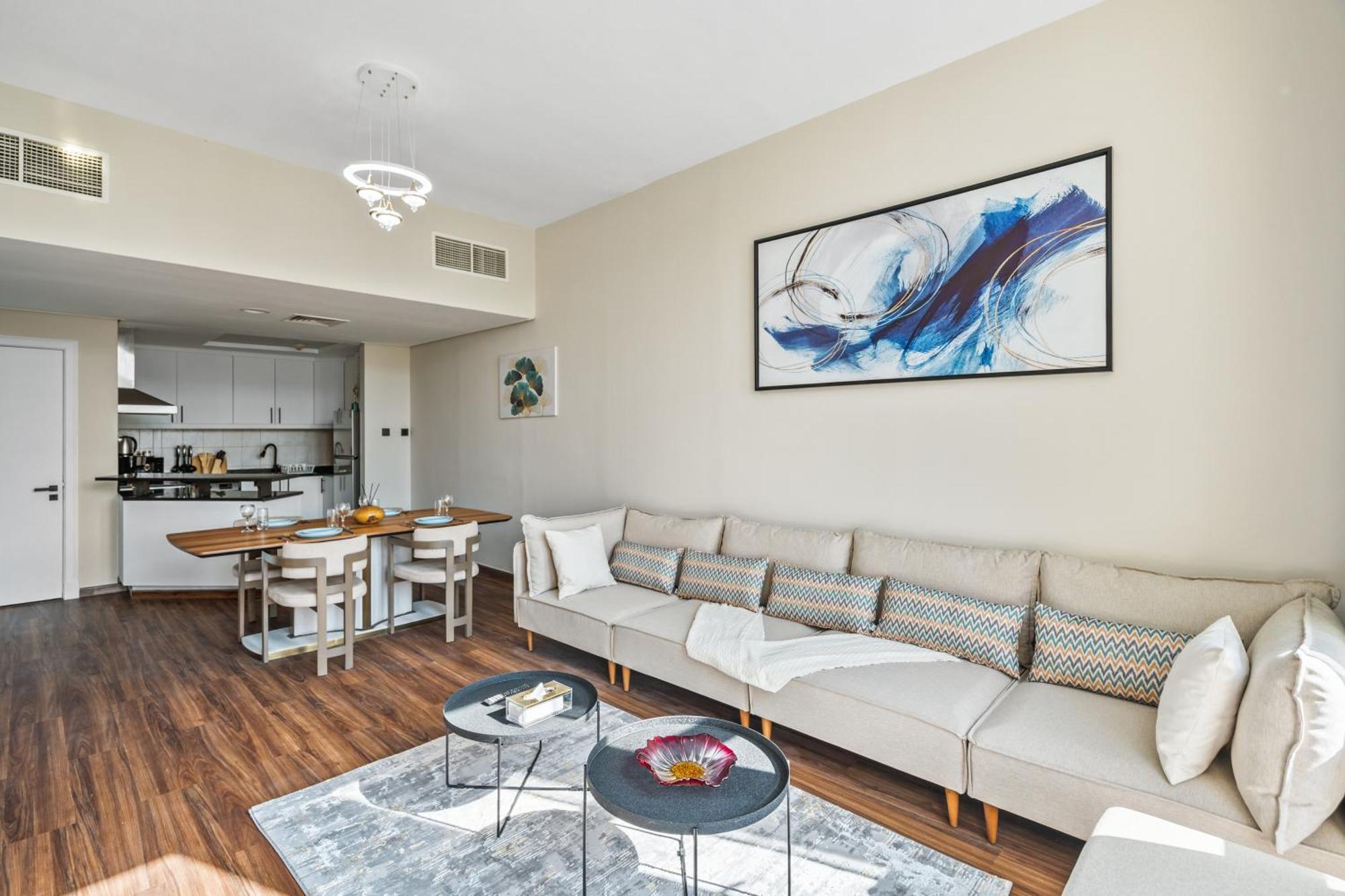 Luxury 1 Bedroom In Discovery Gardens Apartment Dubai