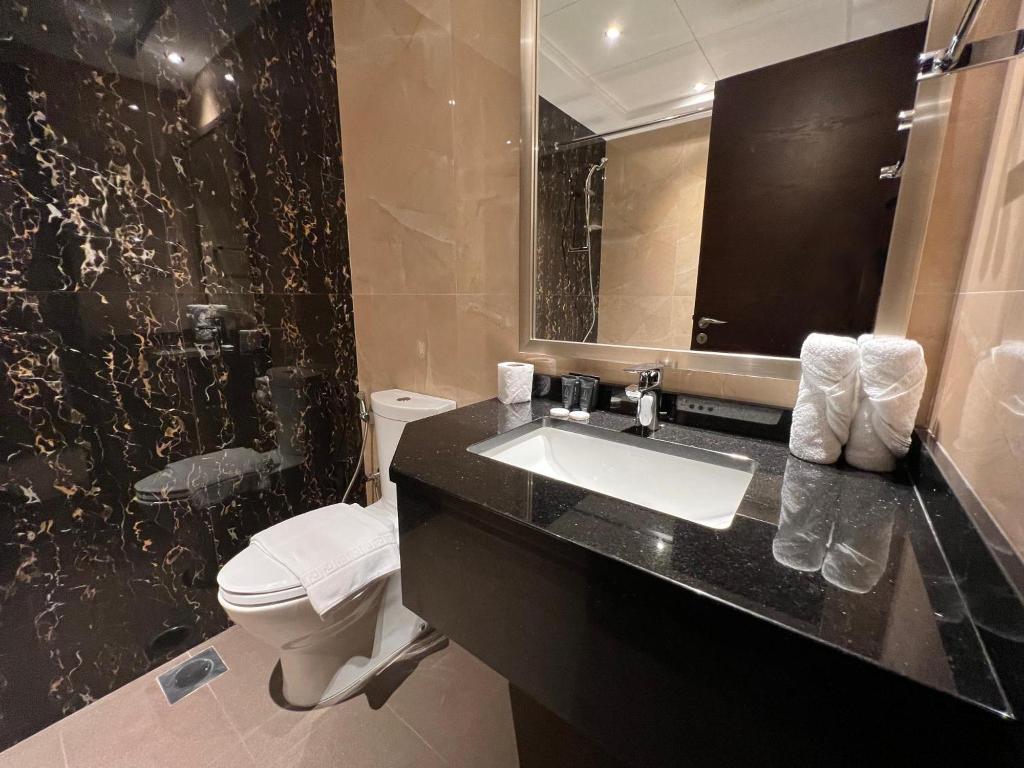 Apartment Modern Studio, Canal View, Elite Downtown, - 13ab06 Dubai