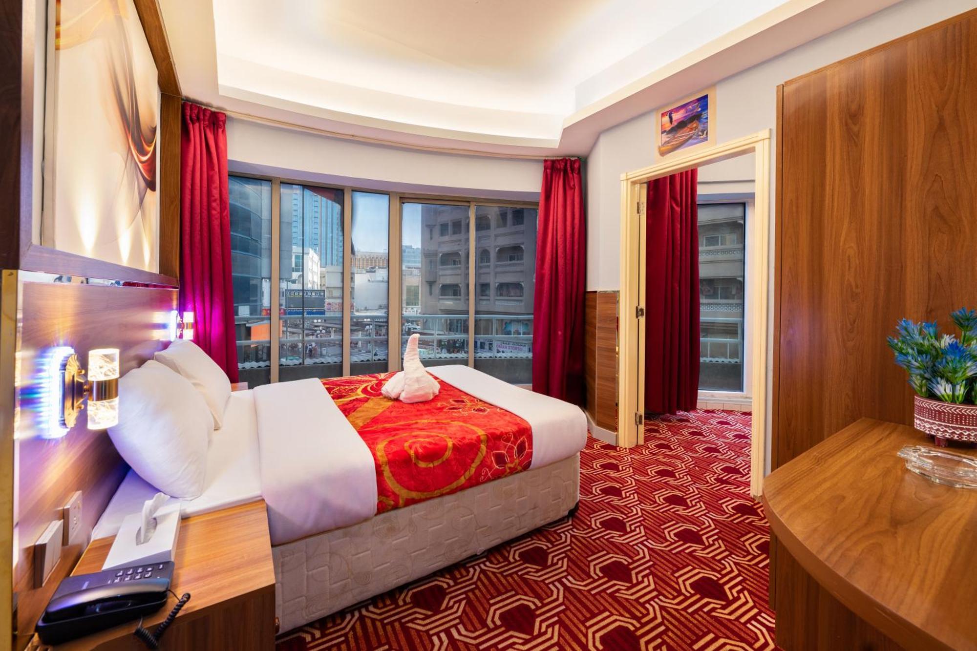 Otel Tanha