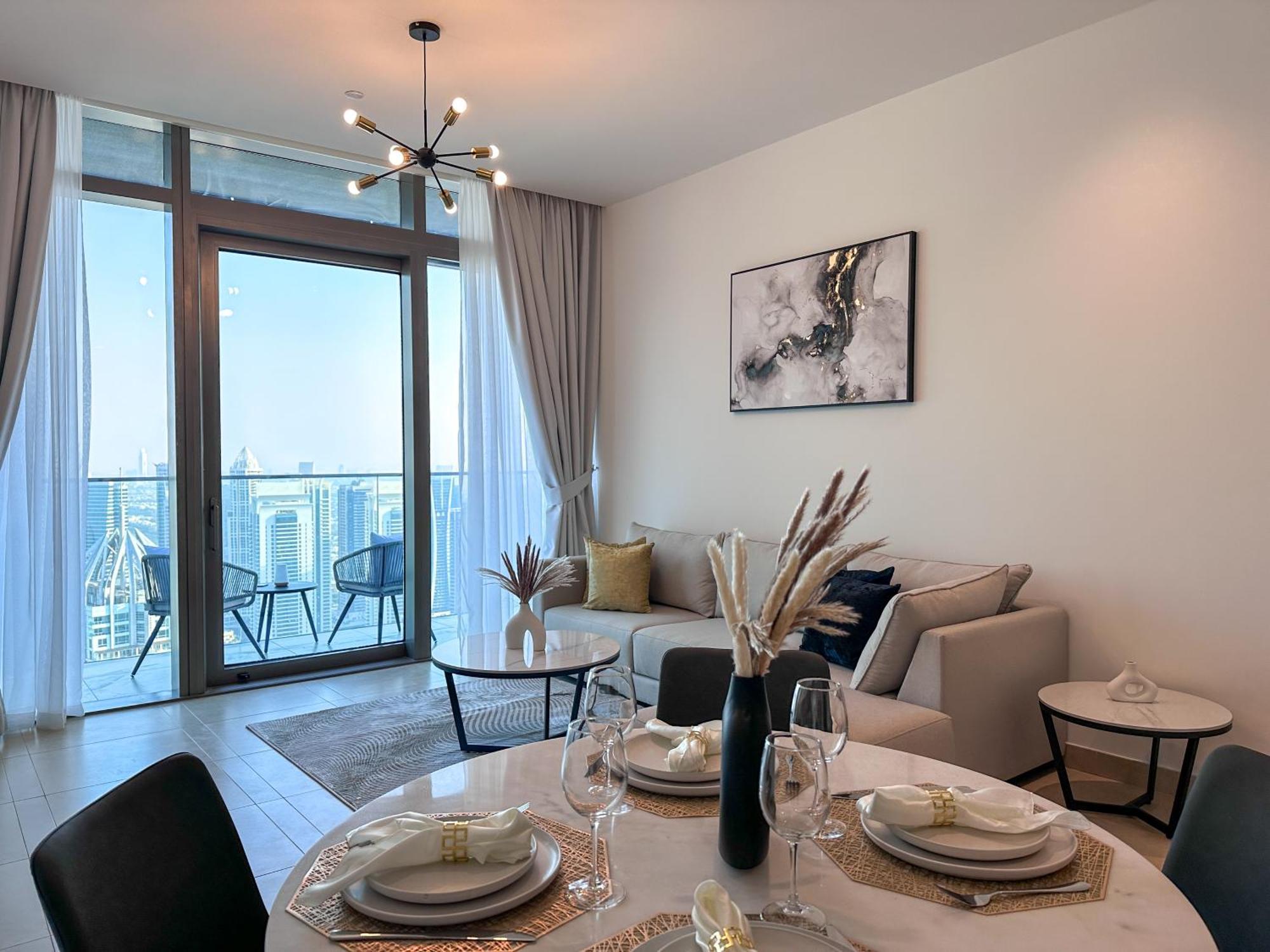 Luxury 2 Bedroom With Full Marina View And Skyline Apartment Dubai