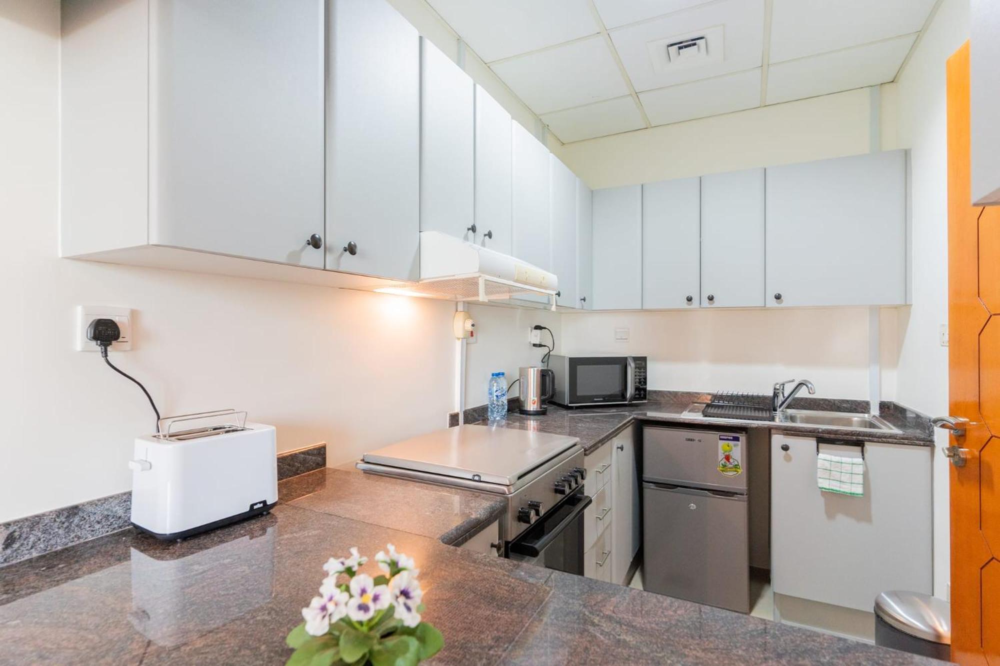 Daire Cosy 1 Bedroom Marina Dubai