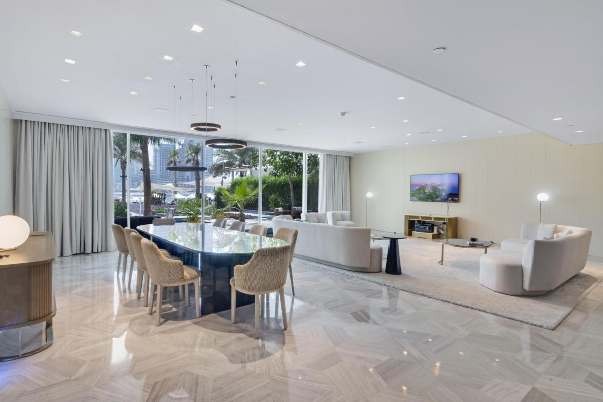 Five Palm Luxury Villa: Beachfront Retreat With Private Pool And Panoramic Views