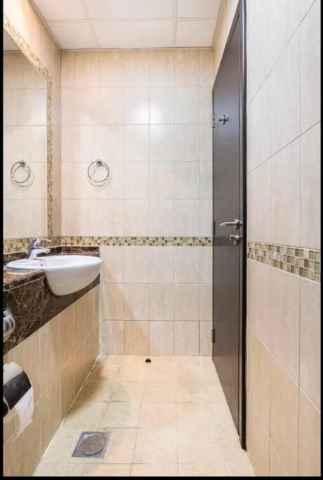 1bedroom Luxury By Mamzar Apartment *