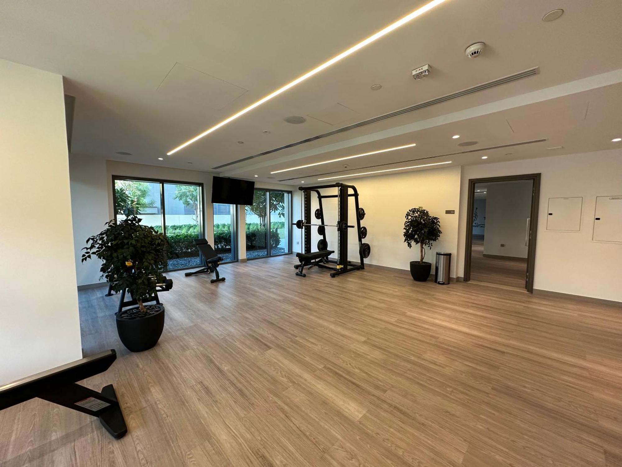 Apartment Full Burj Khalifa Views / 5 Min Walk From Mall / Designer Choice / 6 People / New Building Dubai