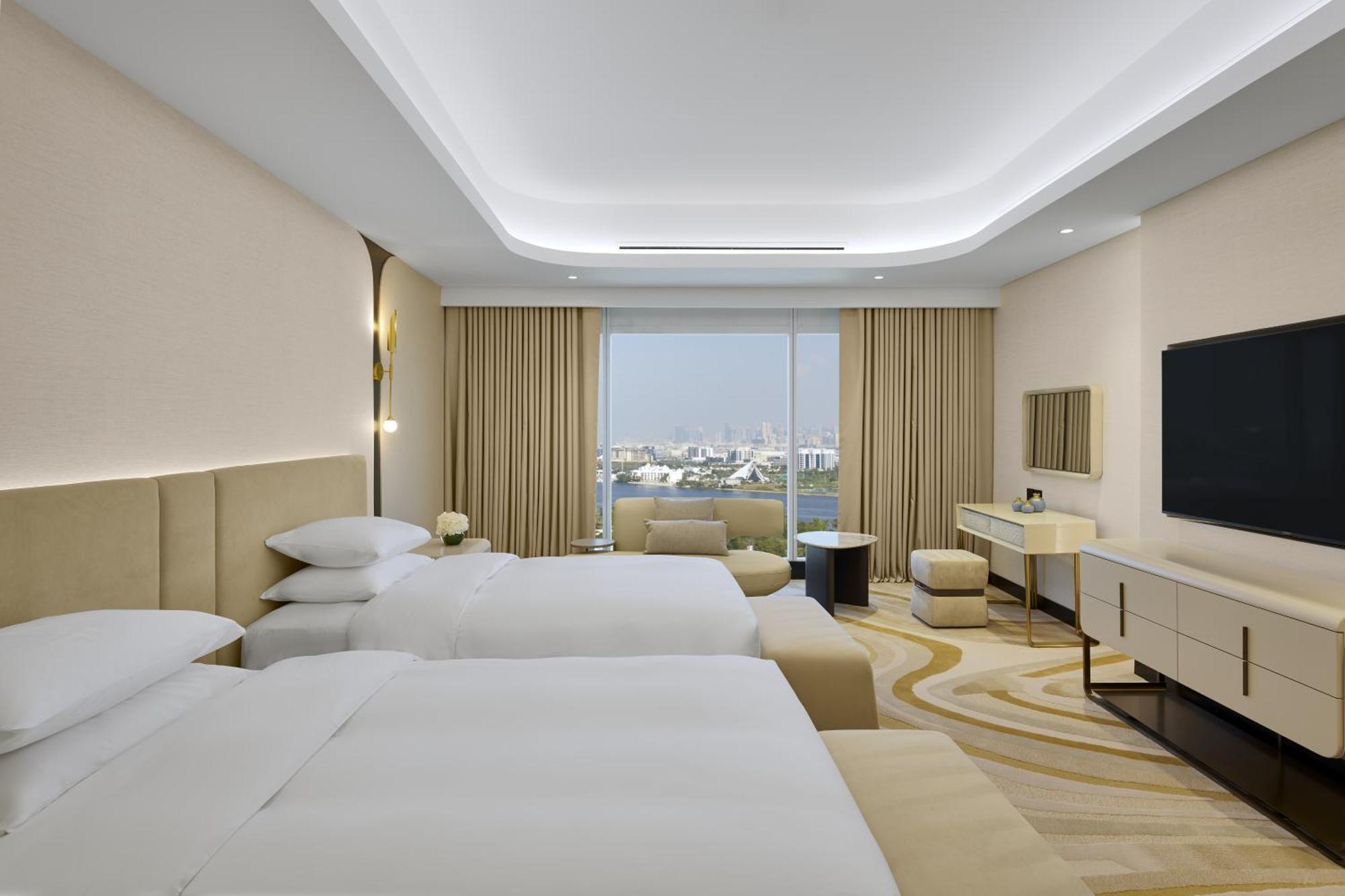 Grand Hyatt 5*