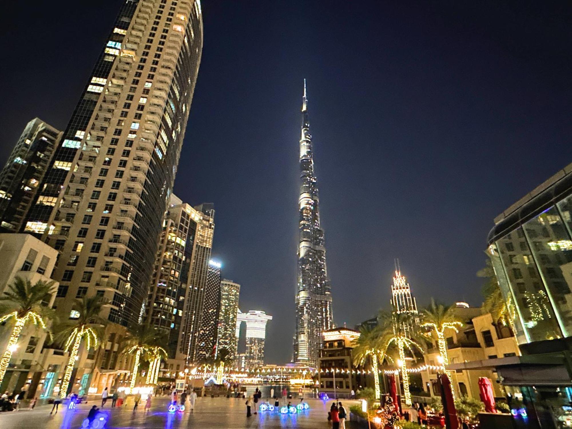 Apartment Downtown Gem - 2br Near Mall And Burj Khalifa Dubai