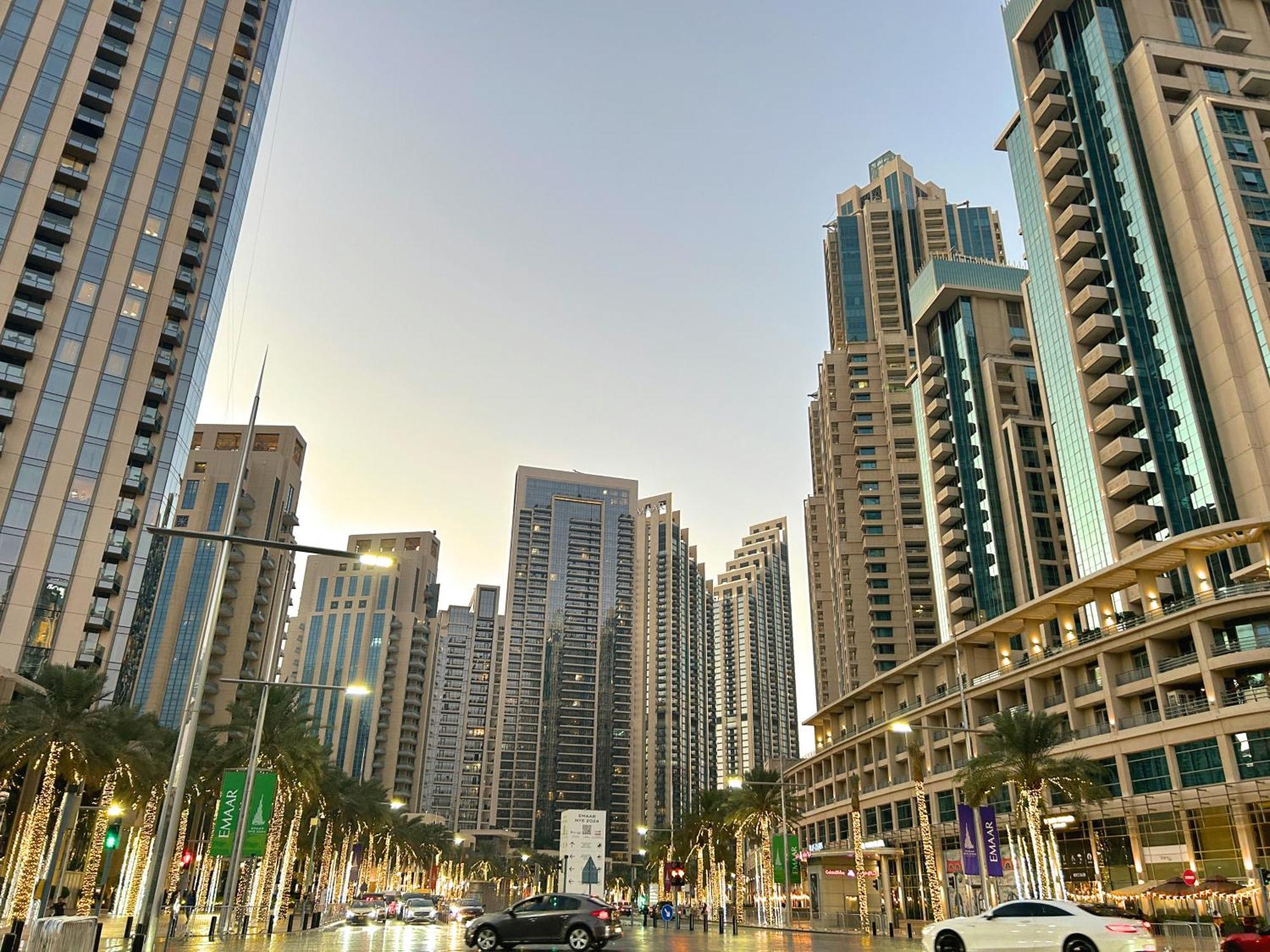 Apartment Downtown Gem - 2br Near Mall And Burj Khalifa *
