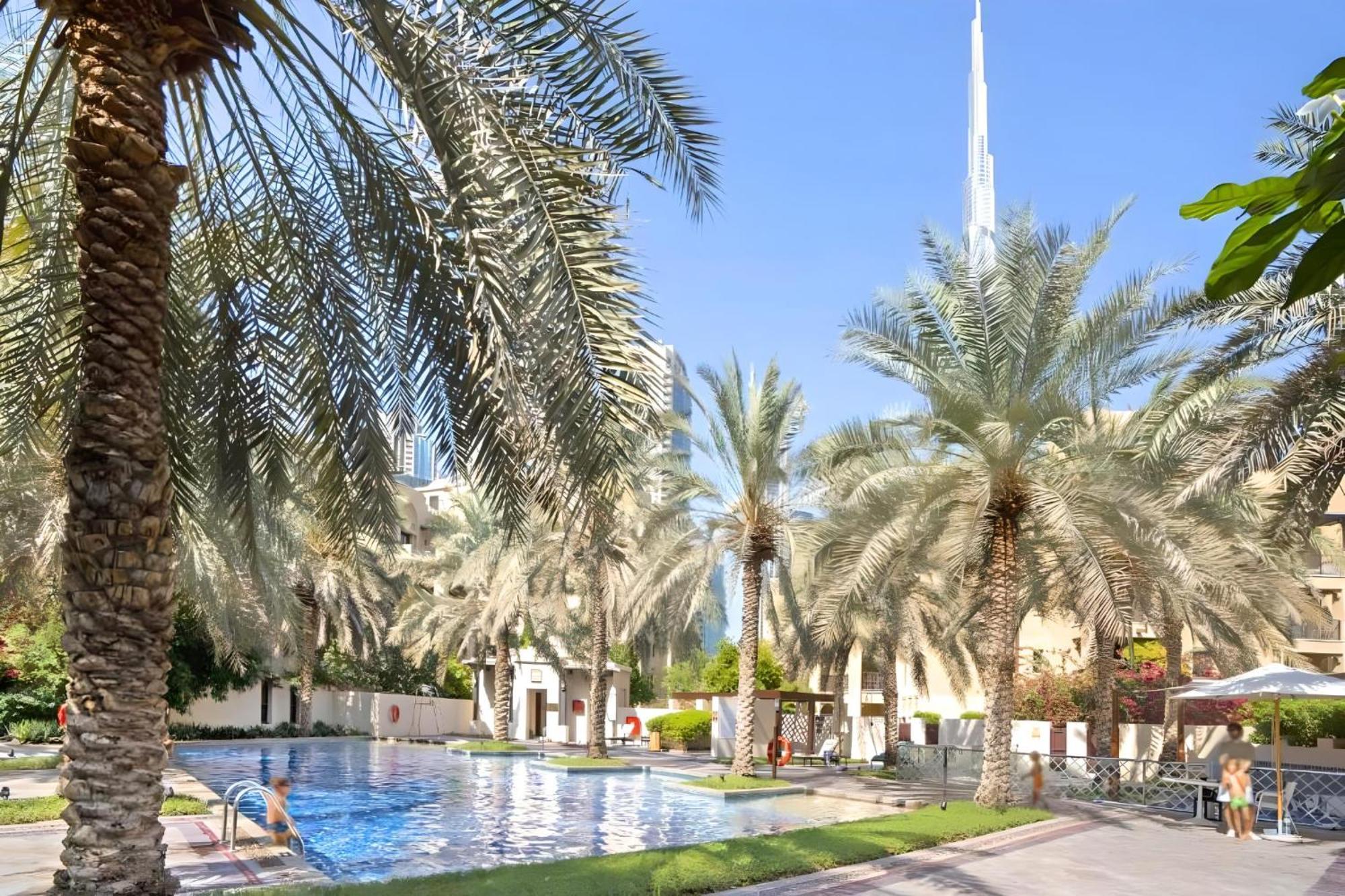Apartment Downtown Gem - 2br Near Mall And Burj Khalifa