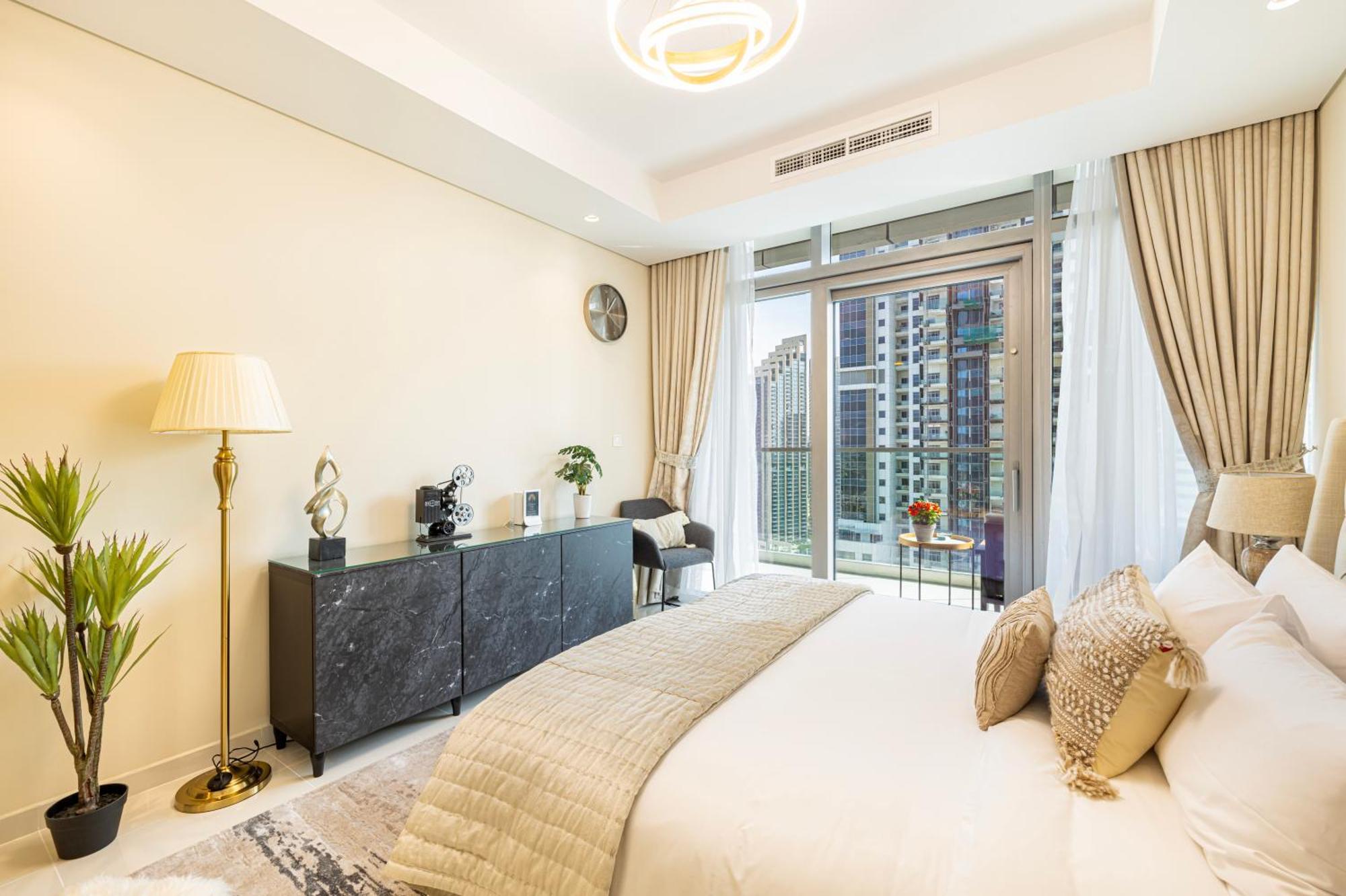 Stylish 2br At Paramount Midtown Dubai