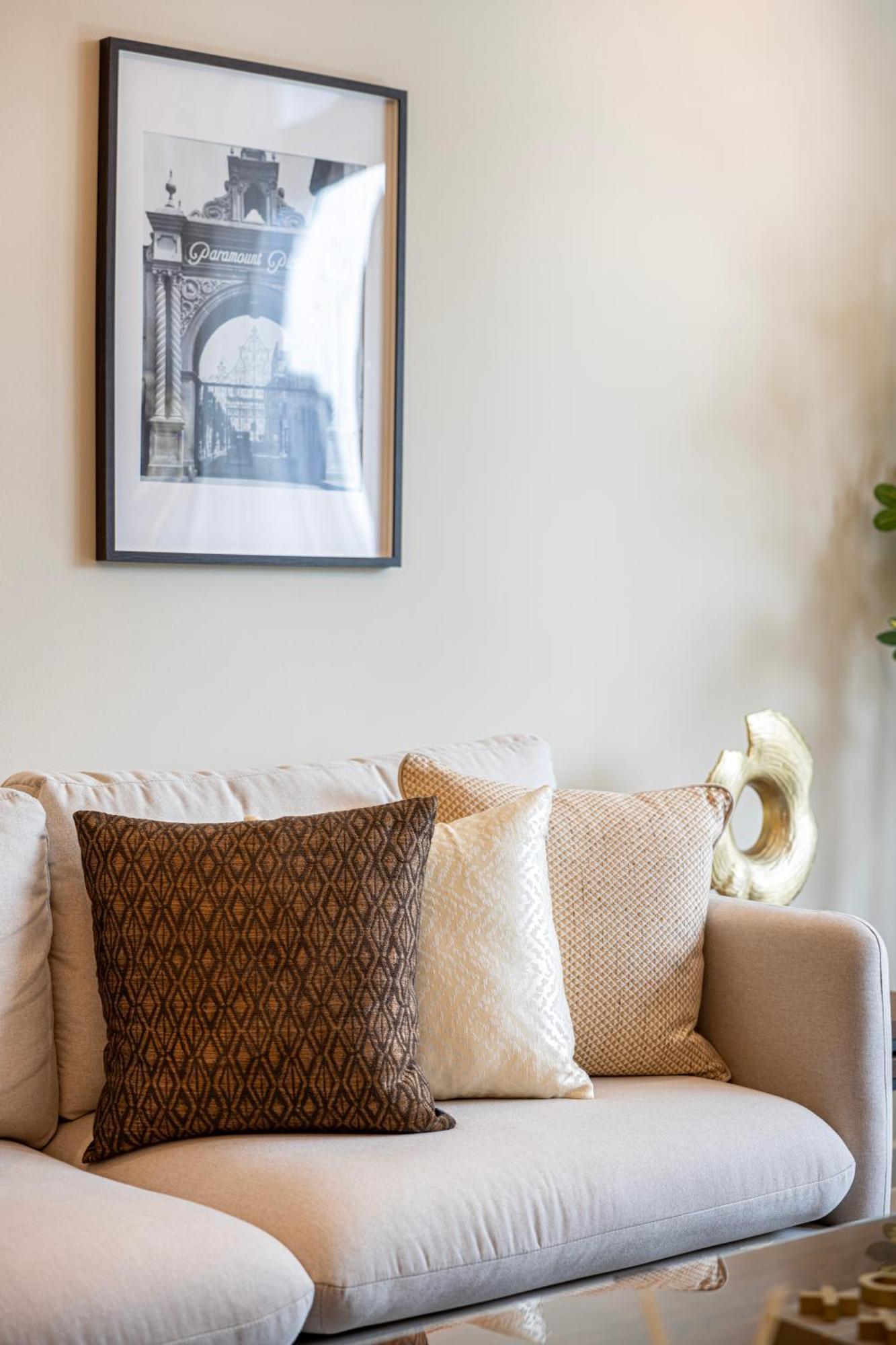 Stylish 2br At Paramount Midtown *
