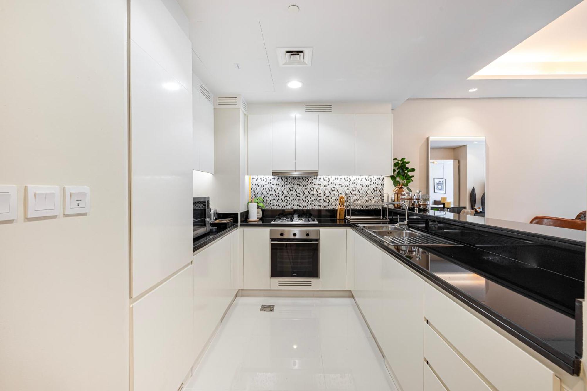 Stylish 2br At Paramount Midtown Dubai