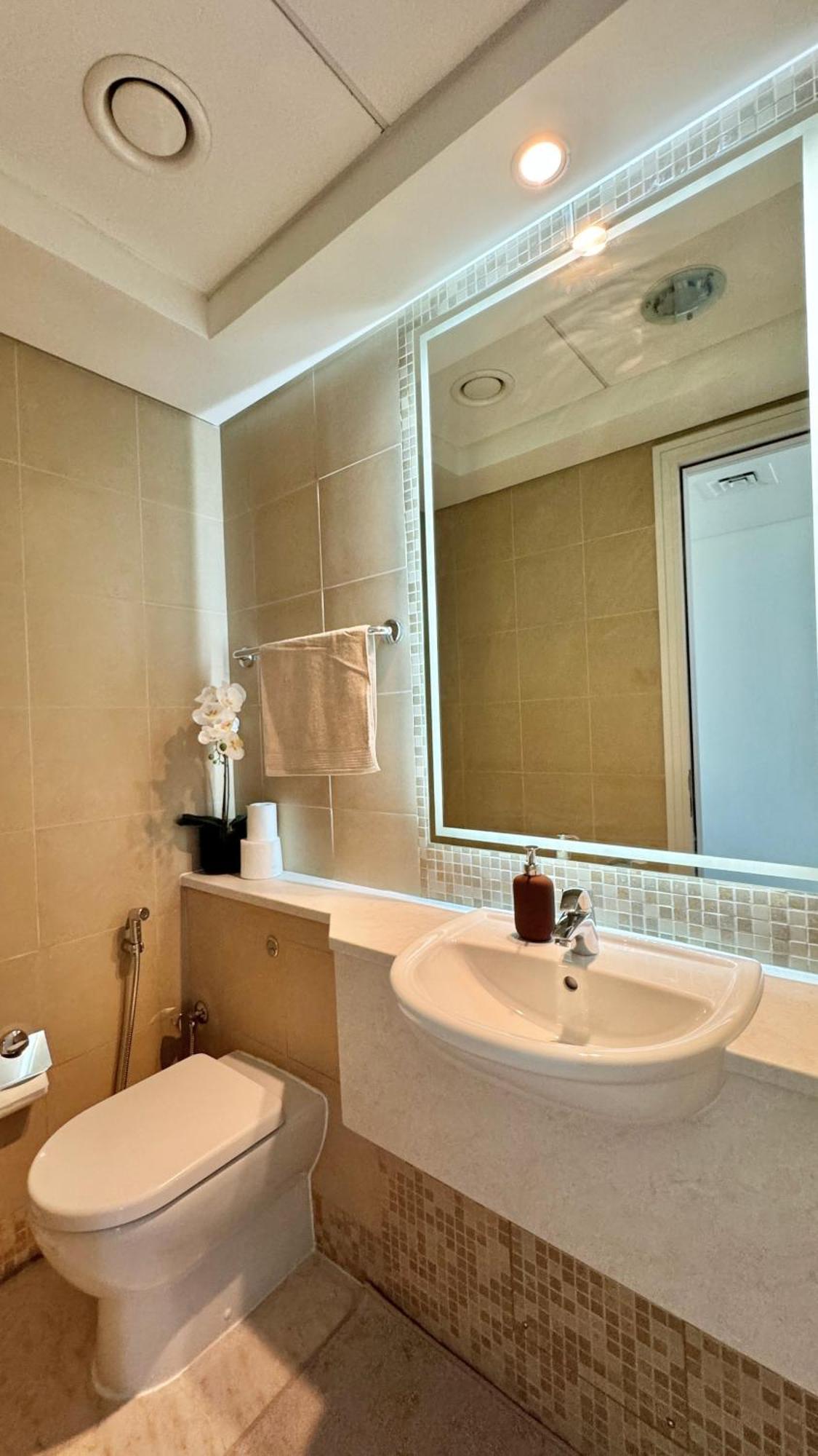 1 Bedroom Elegant & Spacious At Sky Gardens Difc * Dubai