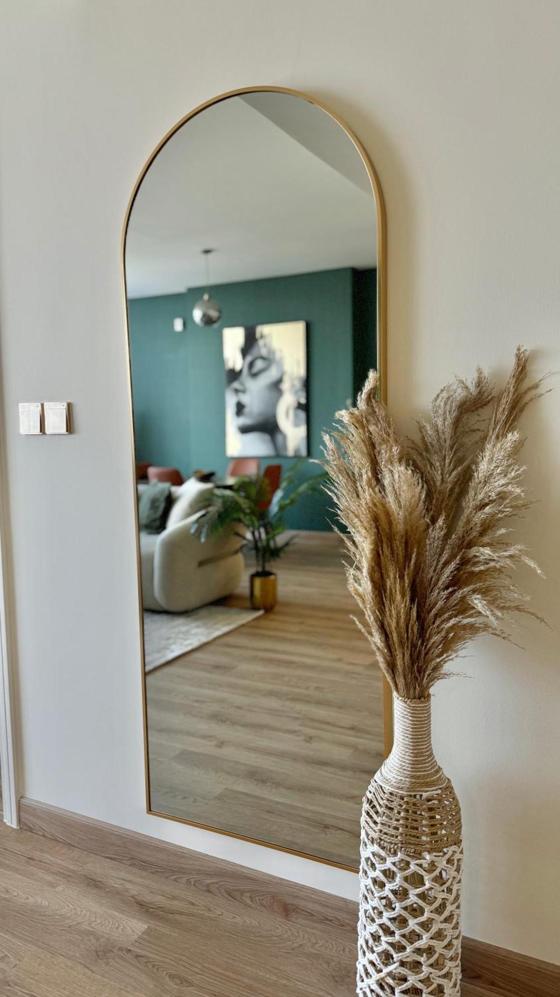 1 Bedroom Elegant & Spacious At Sky Gardens Difc Apartment