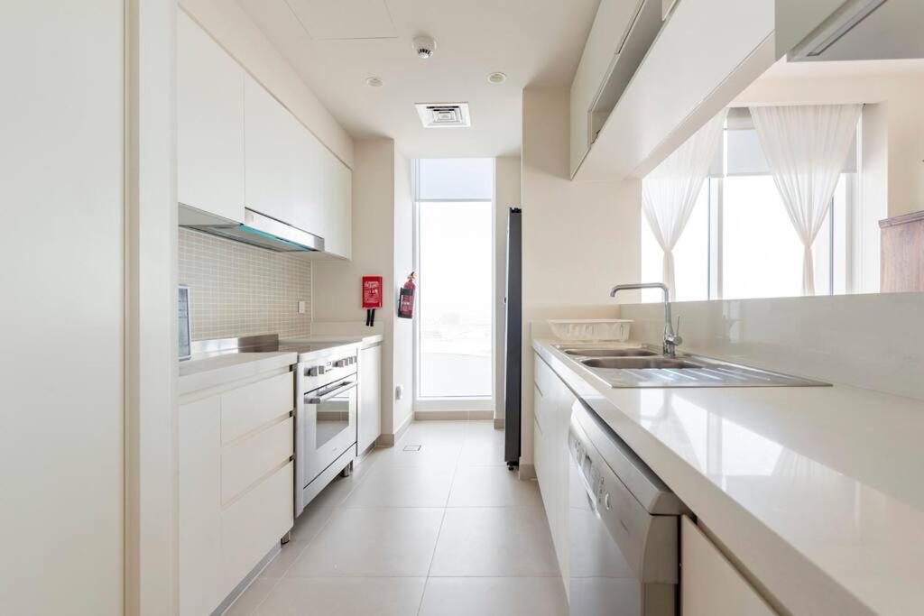 Apartment Luxury Harbour Gate 3 Bedroom Apt *