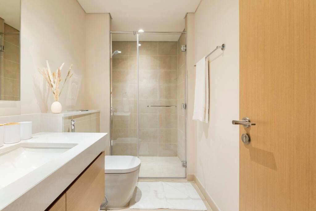 Luxury Harbour Gate 3 Bedroom Apt Dubai