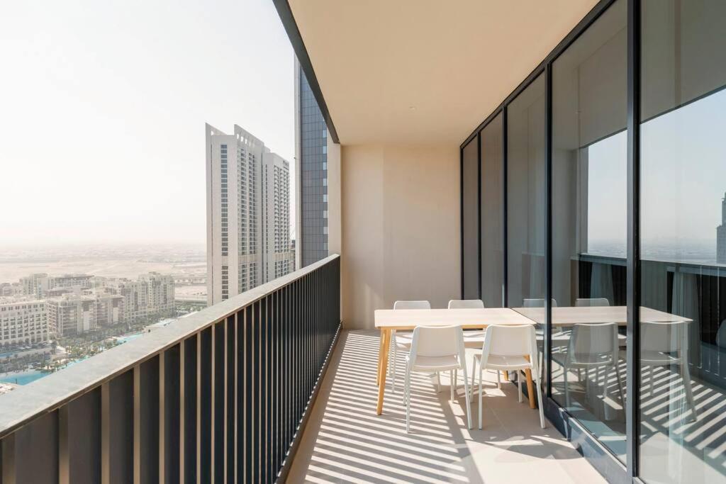 Luxury Harbour Gate 3 Bedroom Apt * Dubai