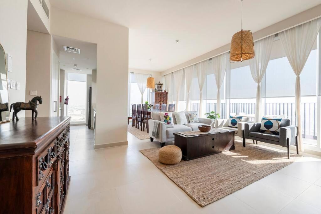 Apartment Luxury Harbour Gate 3 Bedroom Apt