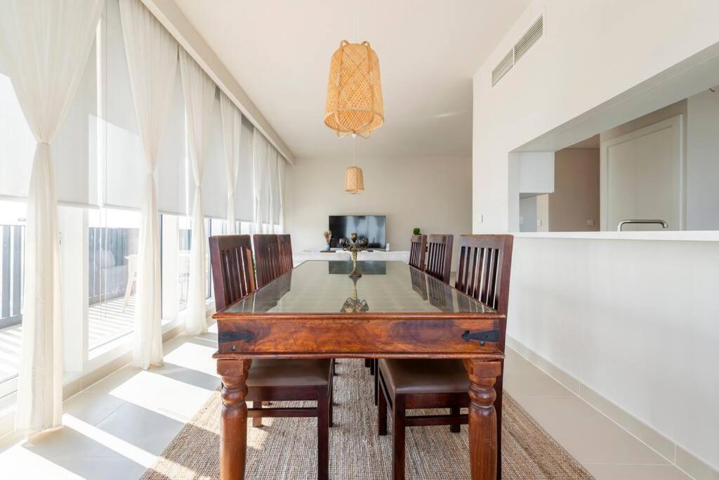 Luxury Harbour Gate 3 Bedroom Apt