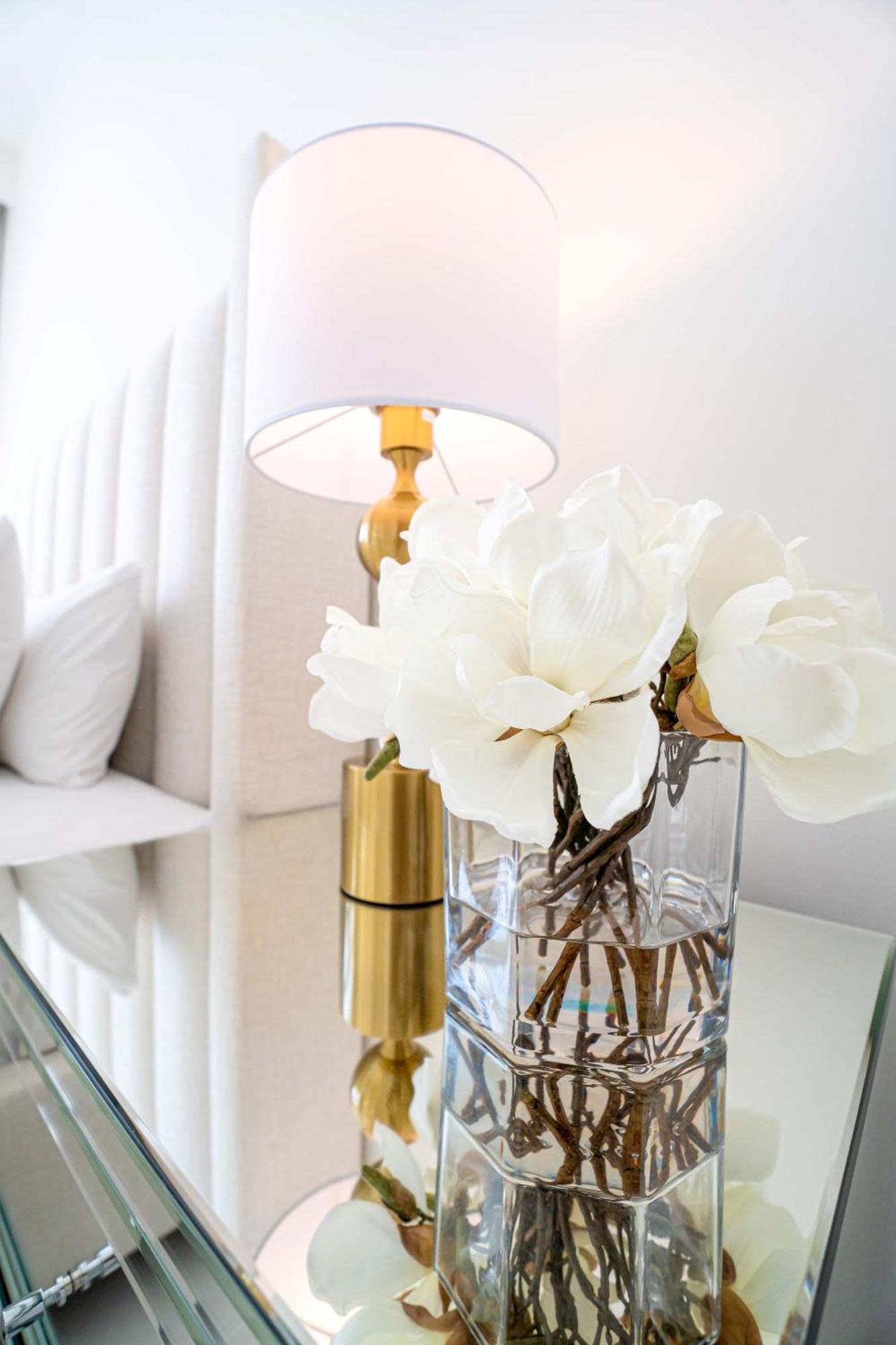 Veluxa - Luxe 2bed In Beachfront Apartment *
