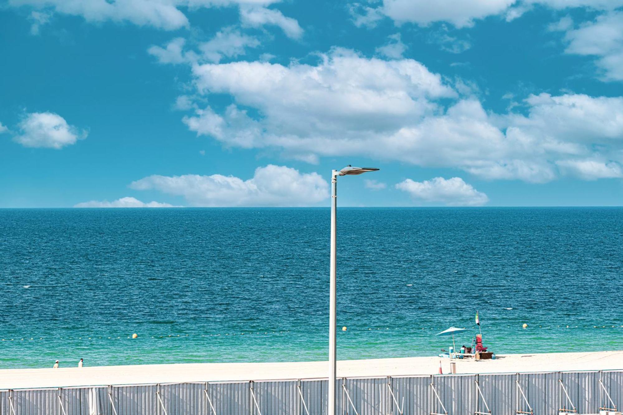 Magnificent Beachfront 1br With Private Access Apartment *