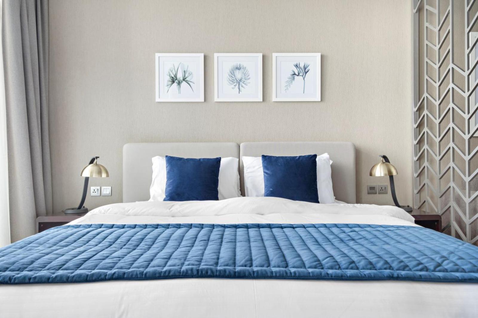 Aliving Private With Canal View 2111 Business Bay Apartment